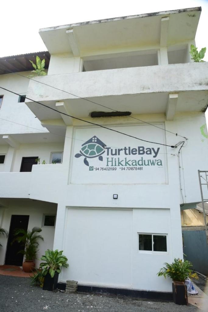 Отель Turtle Bay Хиккадува Экстерьер фото